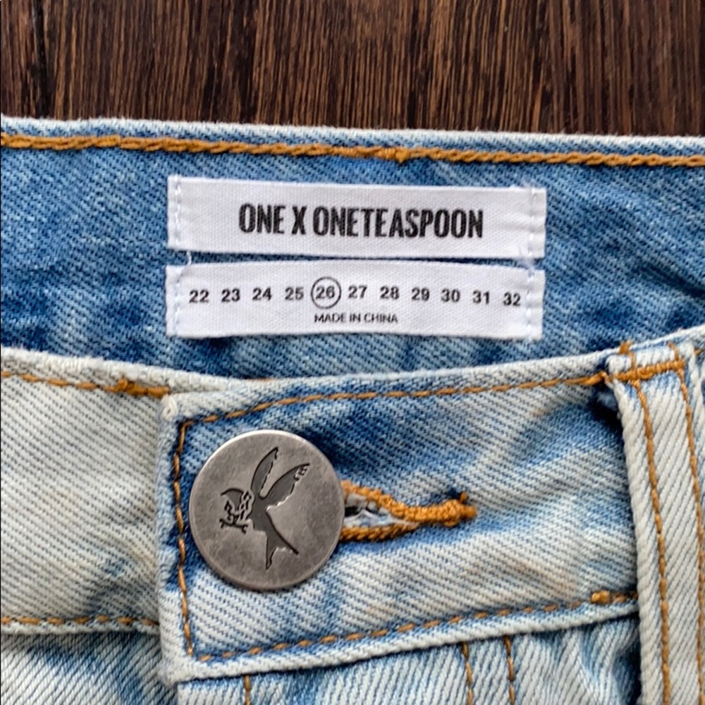 One Teaspoon Shorts - Picture 4 of 4
